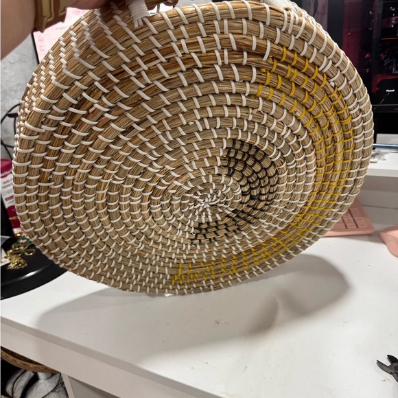 Handwoven Multicolor Basket Tray - Picture 2 of 2